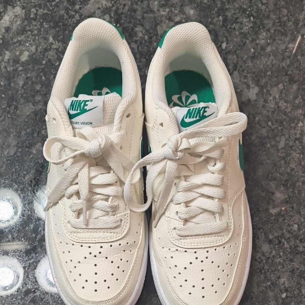 Nike Vision White and Green Sneakers